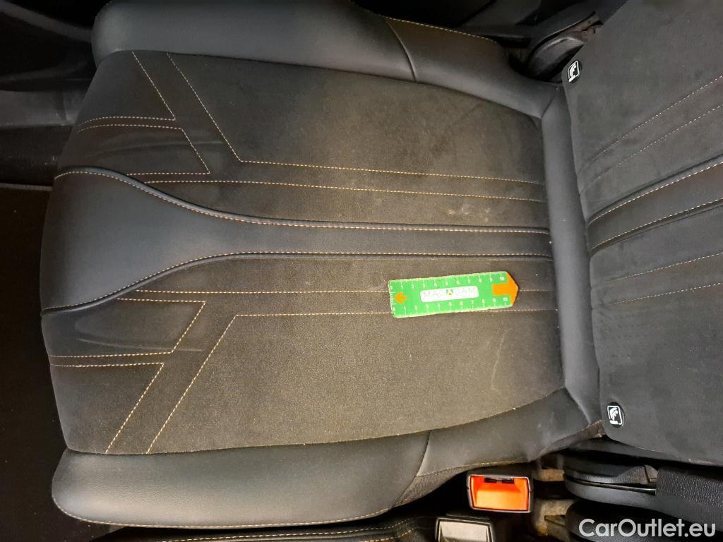  Peugeot  5008  GT Pack 2.0 HDi 175CV BVA8 7 Sieges E6d #98