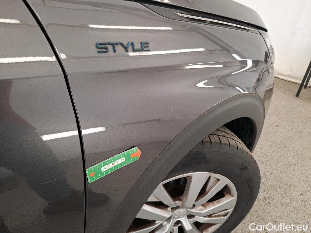  Peugeot  3008  II Style 1.2 PureTech 130CV BVM6 E6d #30