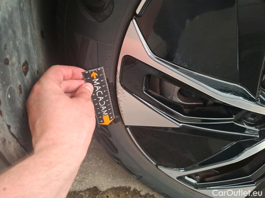  Volkswagen  ID.4  150 kW Pro Performance Life Plus BVA #4