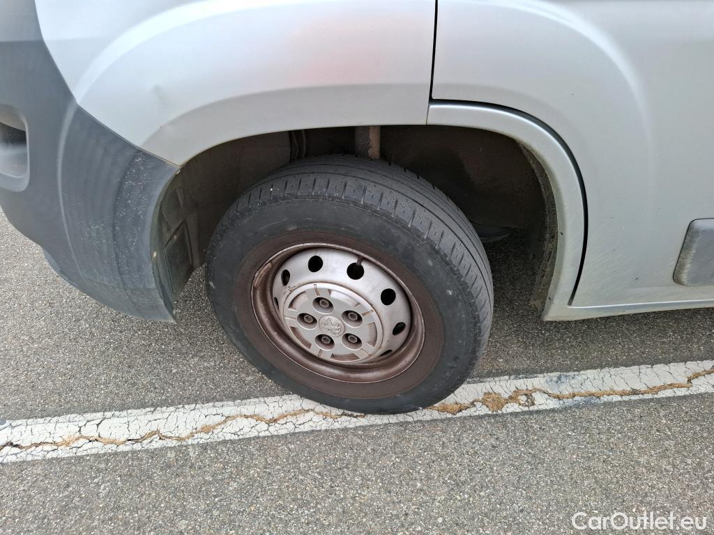  Peugeot  Boxer PEUGEOT  VU 4p Fourgon 2.0 BLUEHDI 110 335 L2H2 CABINE APP #68