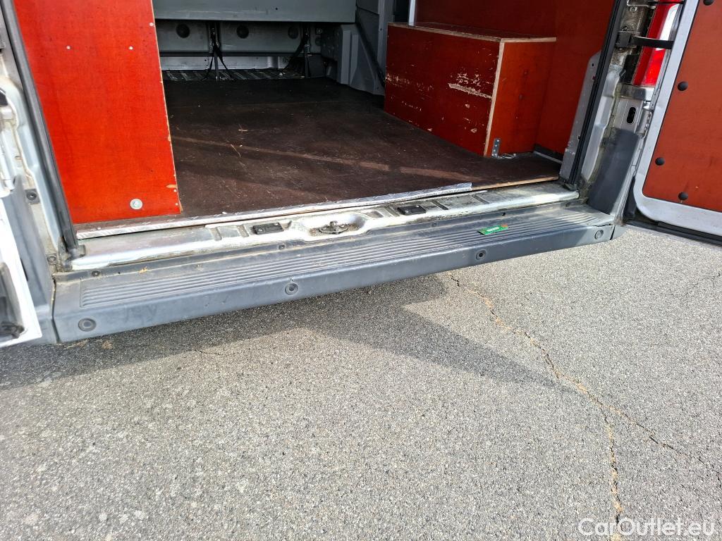  Peugeot  Boxer PEUGEOT  VU 4p Fourgon 2.0 BLUEHDI 110 335 L2H2 CABINE APP #66