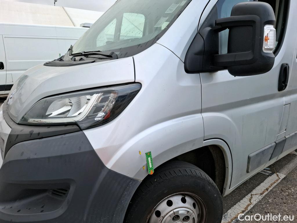  Peugeot  Boxer PEUGEOT  VU 4p Fourgon 2.0 BLUEHDI 110 335 L2H2 CABINE APP #89