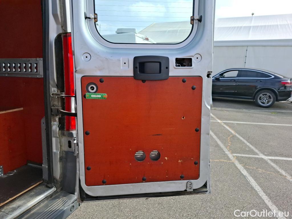  Peugeot  Boxer PEUGEOT  VU 4p Fourgon 2.0 BLUEHDI 110 335 L2H2 CABINE APP #101