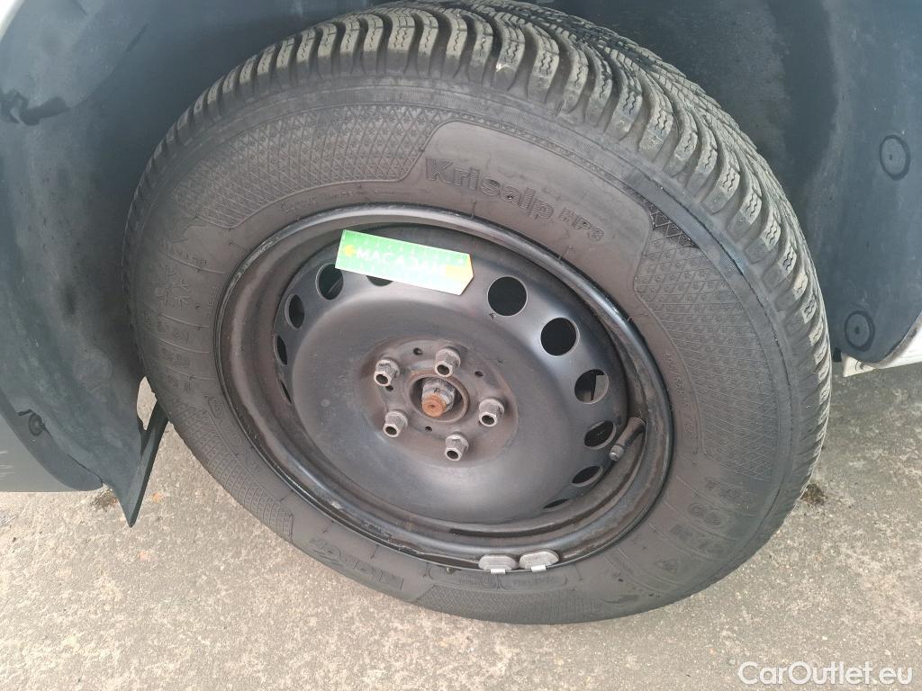  Renault  Kangoo  II Express Maxi Extra (Série Spéciale) 1.5 dCi 95CV BVM6 E6dT #46