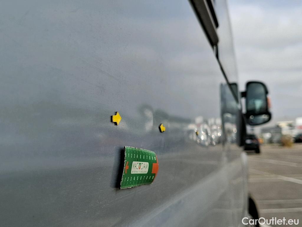 Peugeot  Boxer PEUGEOT  VU 4p Fourgon 2.0 BLUEHDI 110 335 L2H2 CABINE APP #16