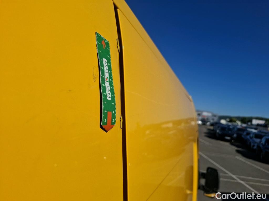  Renault  Master RENAULT  / 2019 / 4P / Fourgon tôlé FG Z.E.Tr CF F3100 L3H2 R75 AI - 19 #15