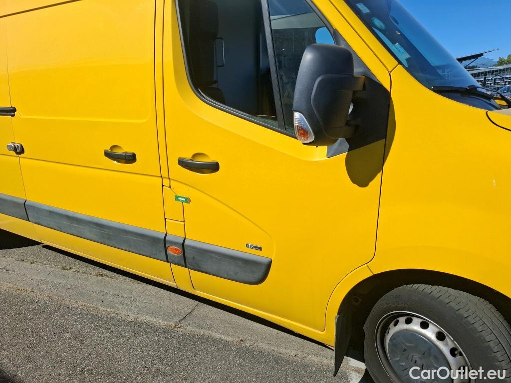  Renault  Master RENAULT  / 2019 / 4P / Fourgon tôlé FG Z.E.Tr CF F3100 L3H2 R75 AI - 19 #42