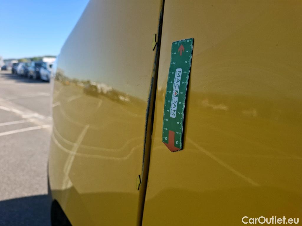  Renault  Master RENAULT  / 2019 / 4P / Fourgon tôlé FG Z.E.Tr CF F3100 L3H2 R75 AI - 19 #38