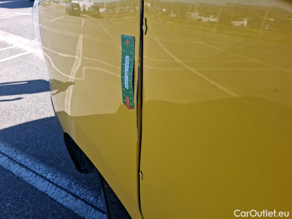 Renault  Master RENAULT  / 2019 / 4P / Fourgon tôlé FG Z.E.Tr CF F3100 L3H2 R75 AI - 19 #18