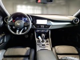  Alfa Romeo  Giulietta ALFA ROMEO GIULIA / 2016 / 4P / BERLINA 2.2 TD 210 CV VELOCE AT8 Q4 #3