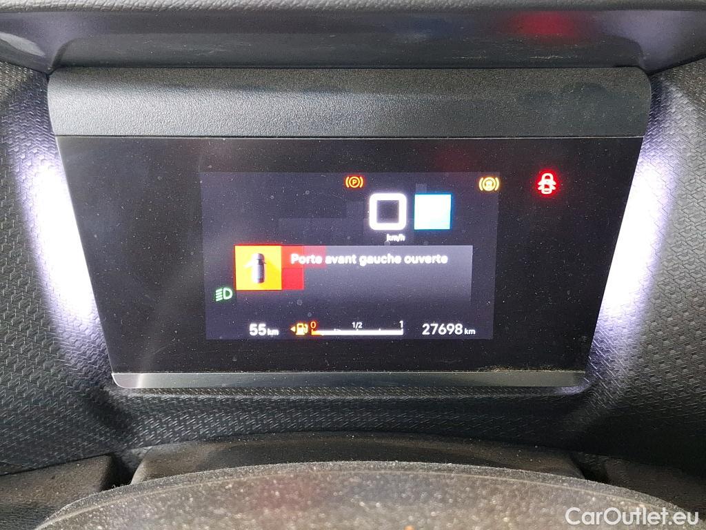  Citroen  C4 CITROEN  X / 2022 / 4P / Berline PureTech 130 S&S EAT8 Shine #26