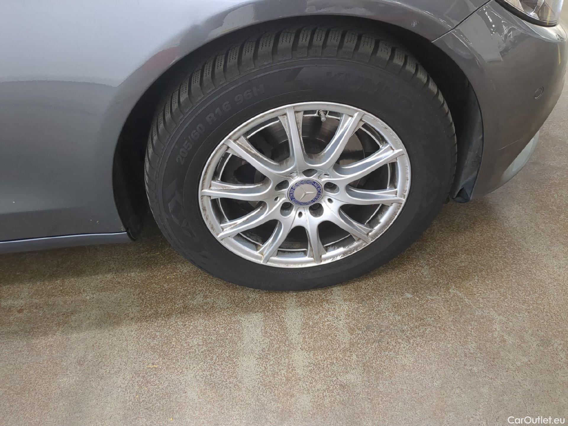  Mercedes  C-Klasse MERCEDES-BENZ Classe C Berline 4p Berline C 180 d Business BVA7 #2