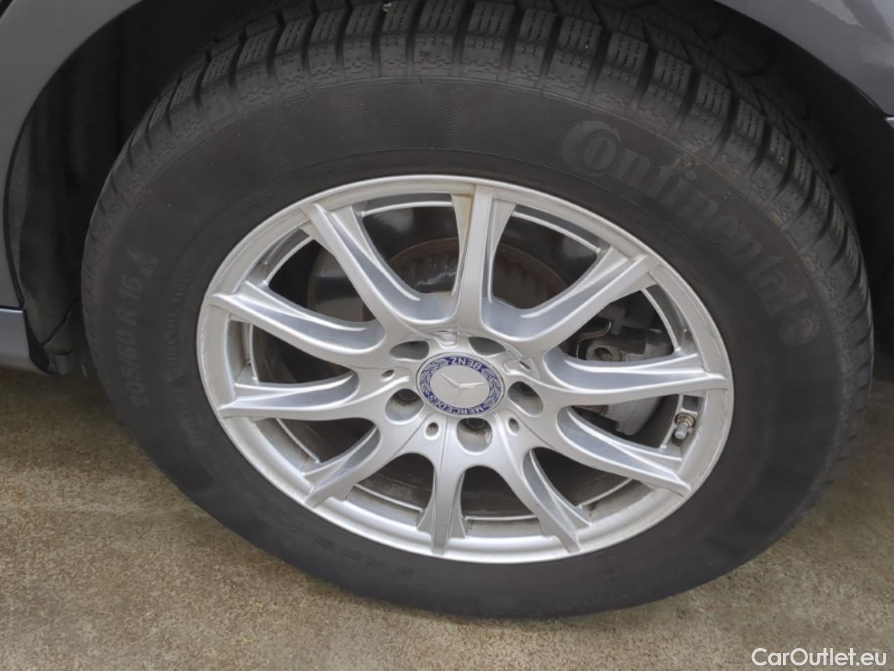  Mercedes  C-Klasse MERCEDES-BENZ Classe C Berline 4p Berline C 180 d Business BVA7 #9