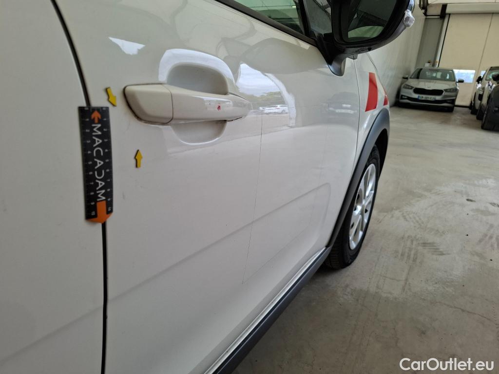  Citroen  C3  Société Feel 1.5 BlueHDI 100CV BVM6 E6dT #25