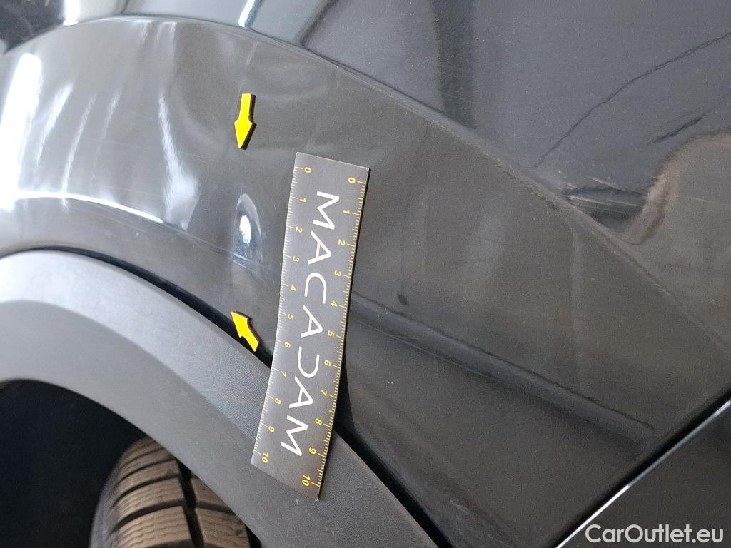  Citroen  C4 CITROEN  X / 2022 / 4P / Berline PureTech 130 S&S EAT8 Shine #6