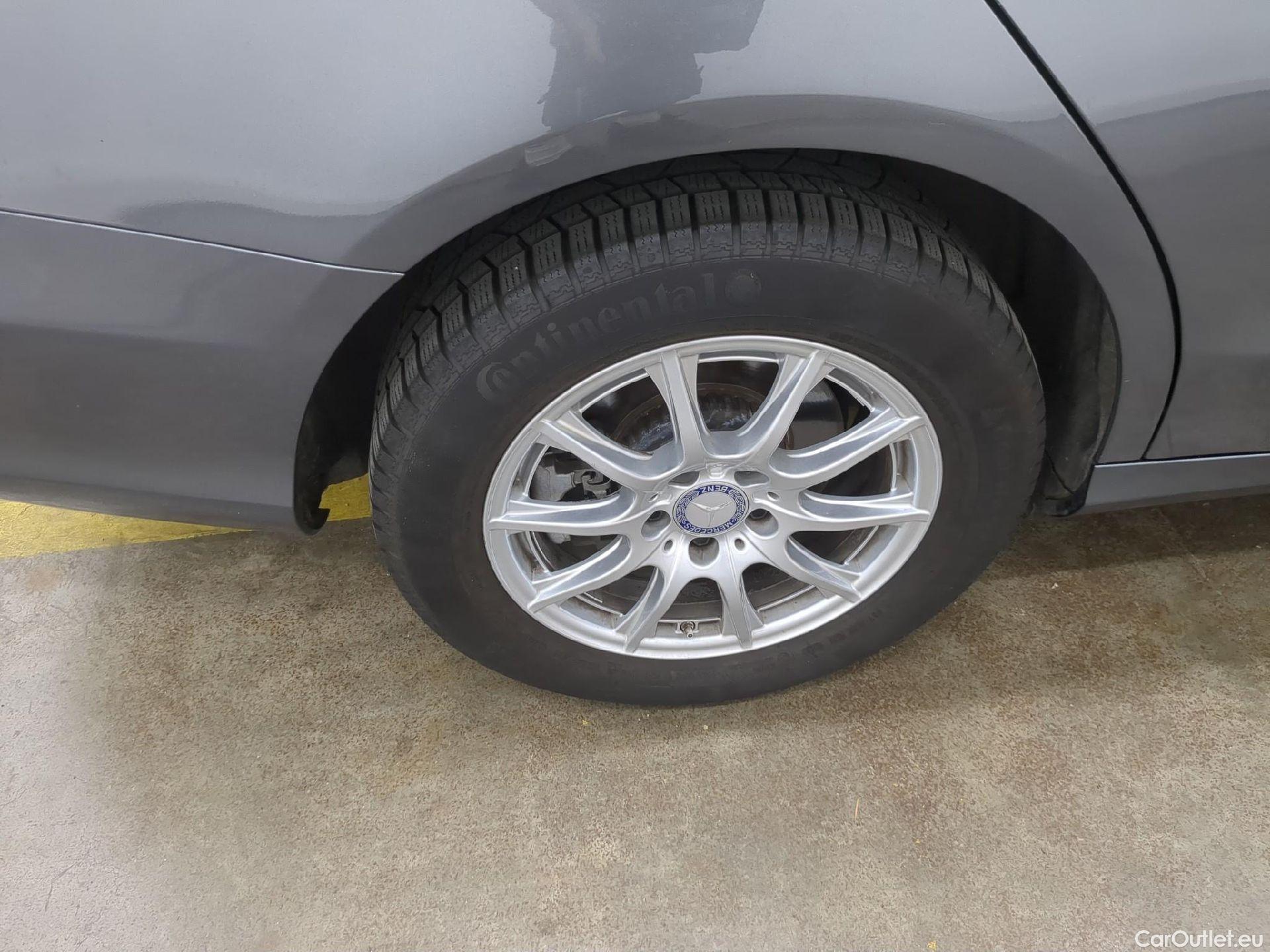  Mercedes  C-Klasse MERCEDES-BENZ Classe C Berline 4p Berline C 180 d Business BVA7 #10