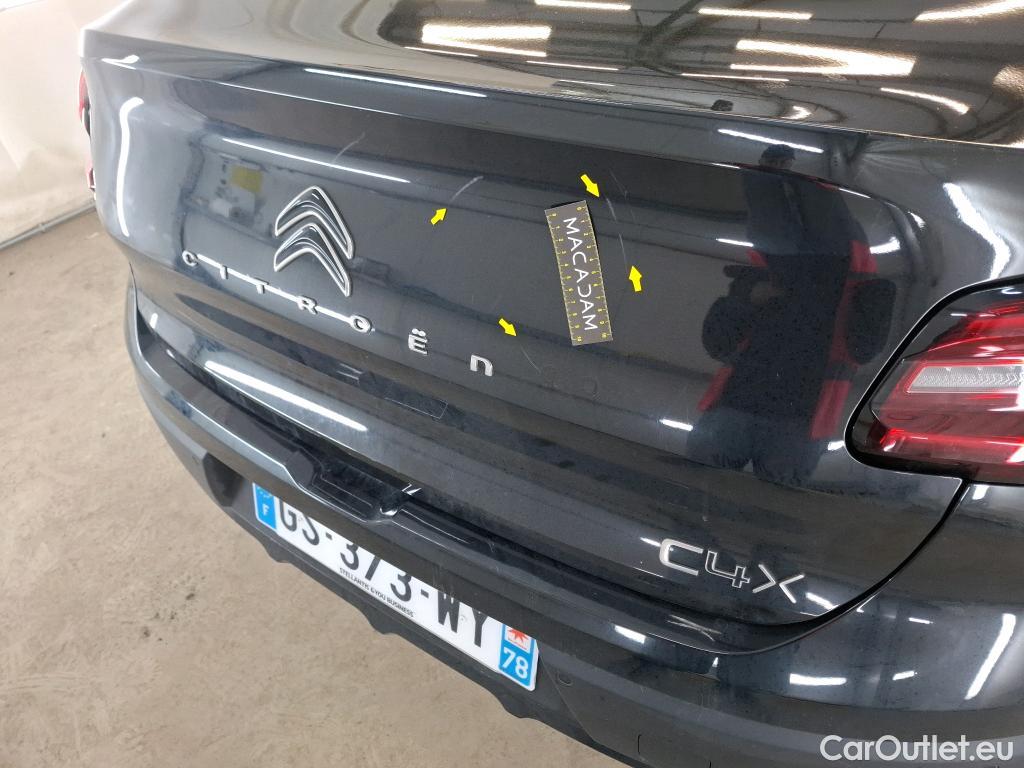  Citroen  C4 CITROEN  X / 2022 / 4P / Berline PureTech 130 S&S EAT8 Shine #10