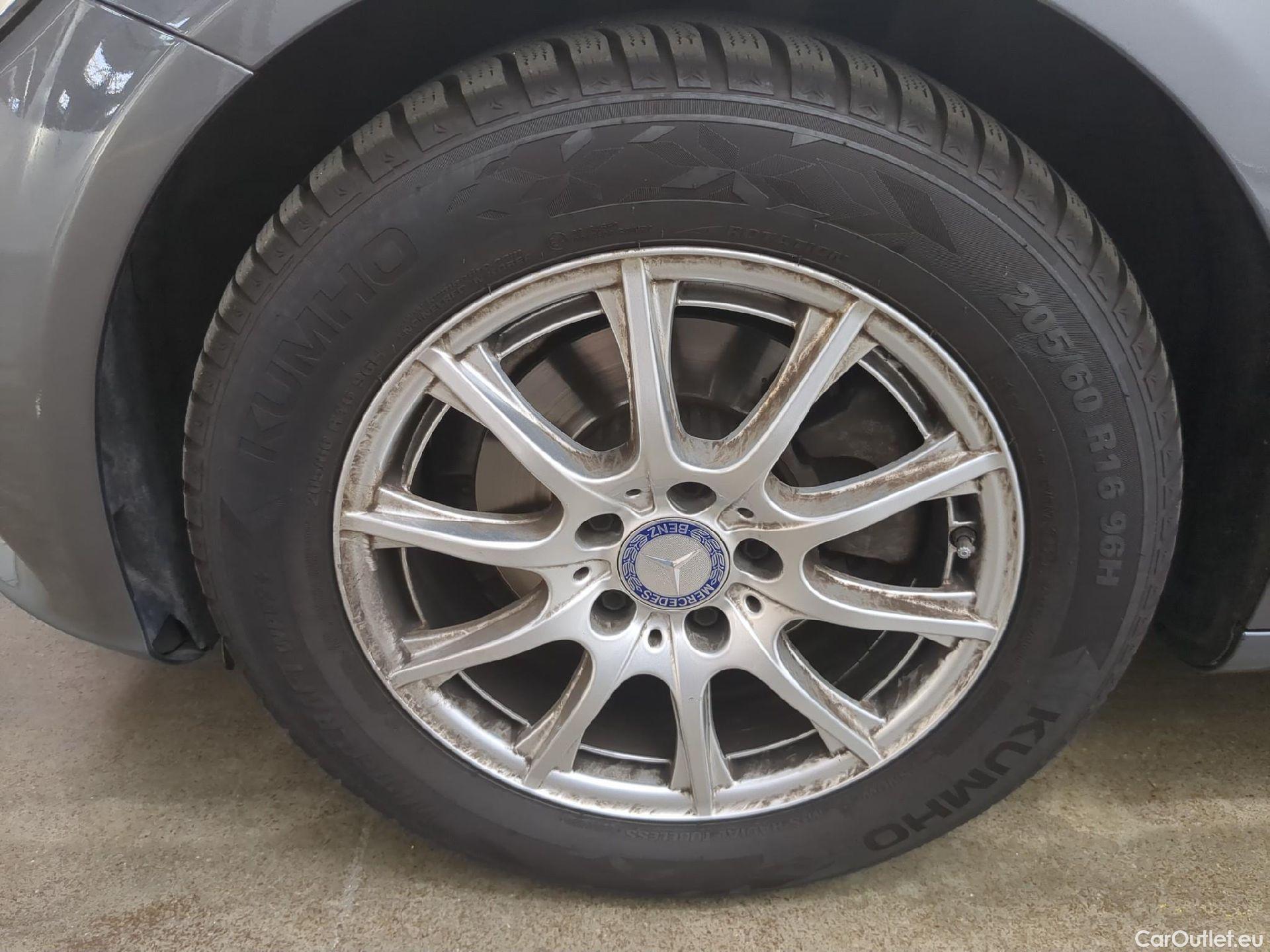 Mercedes  C-Klasse MERCEDES-BENZ Classe C Berline 4p Berline C 180 d Business BVA7 #1