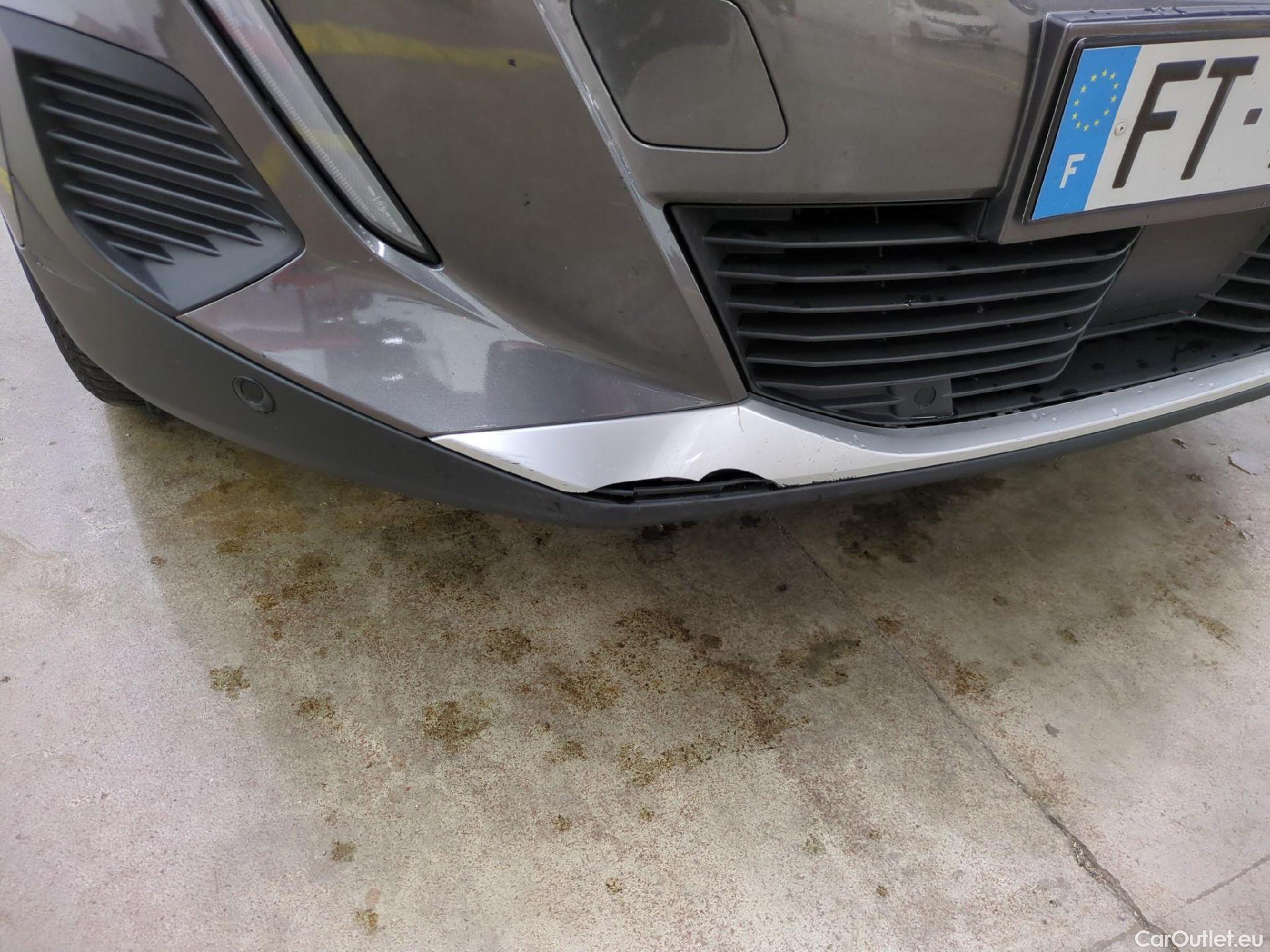  Peugeot  2008  Allure 1.2 PureTech 100CV BVM6 E6d  #15