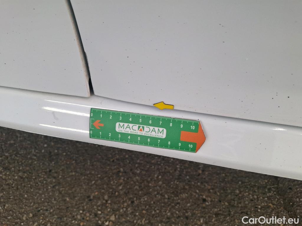  Peugeot  208  Active 1.2 PureTech 100CV BVM6 E6d #8
