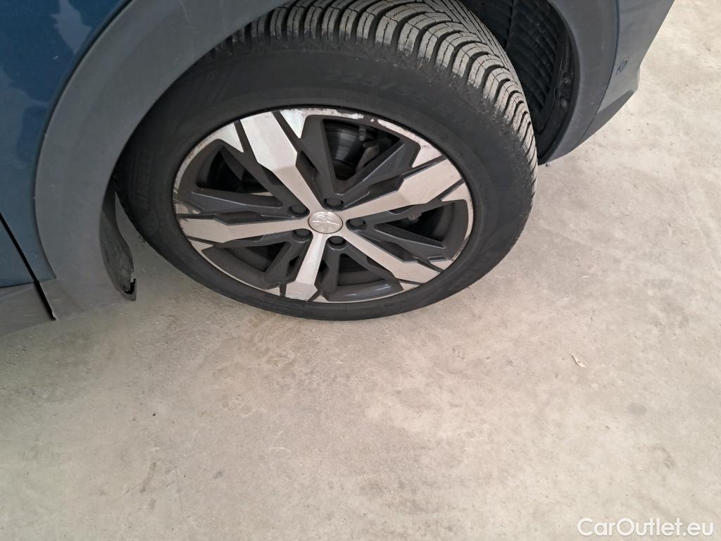  Peugeot  3008  GT 1.2 PureTech 130CV BVA8 E6d #46
