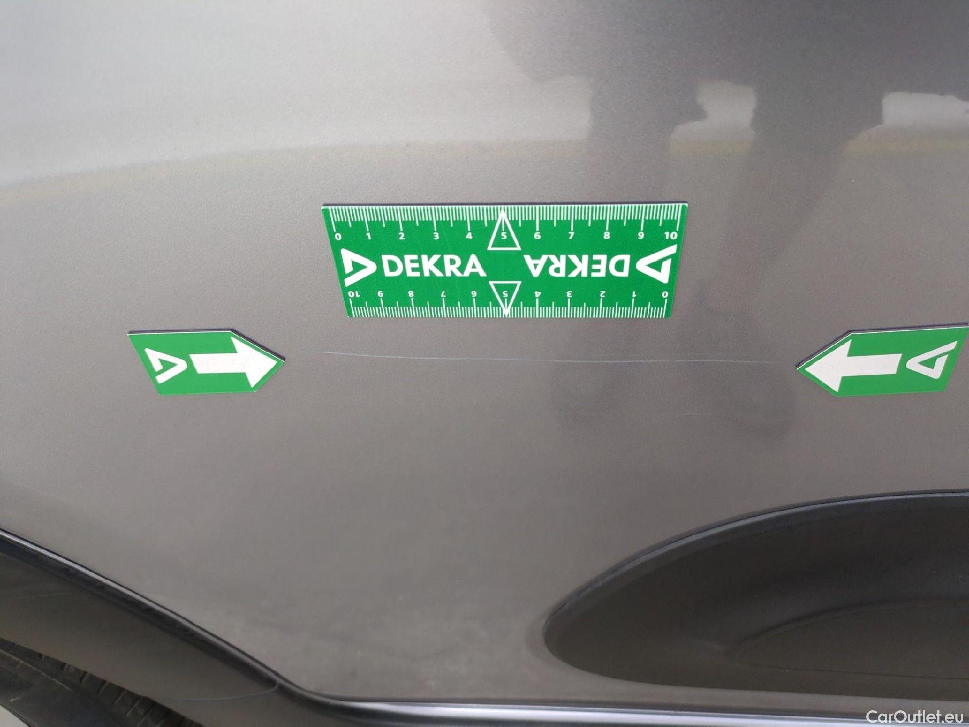  Citroen  C3  Max 1.2 PureTech 80CV BVM5 6E #4