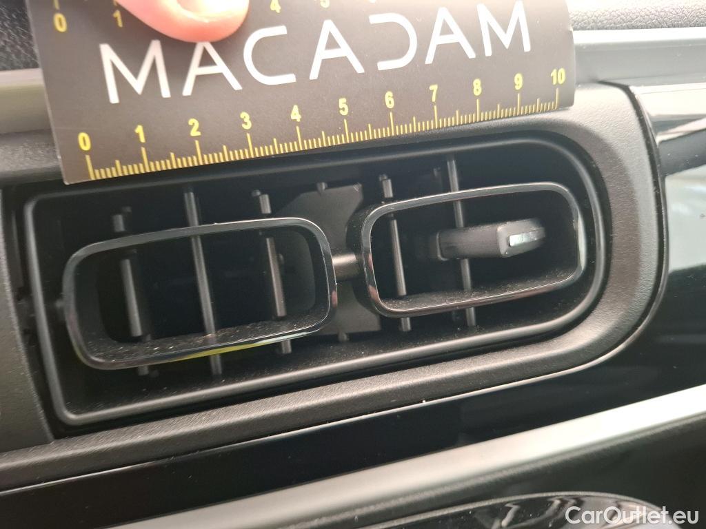  Citroen  C3  Plus 1.2 PureTech 80CV BVM5 6E #8
