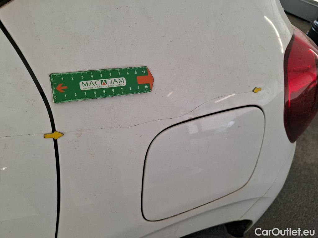  Citroen  C3  Feel Business 1.5 BlueHDI 100CV BVM6 E6d #16