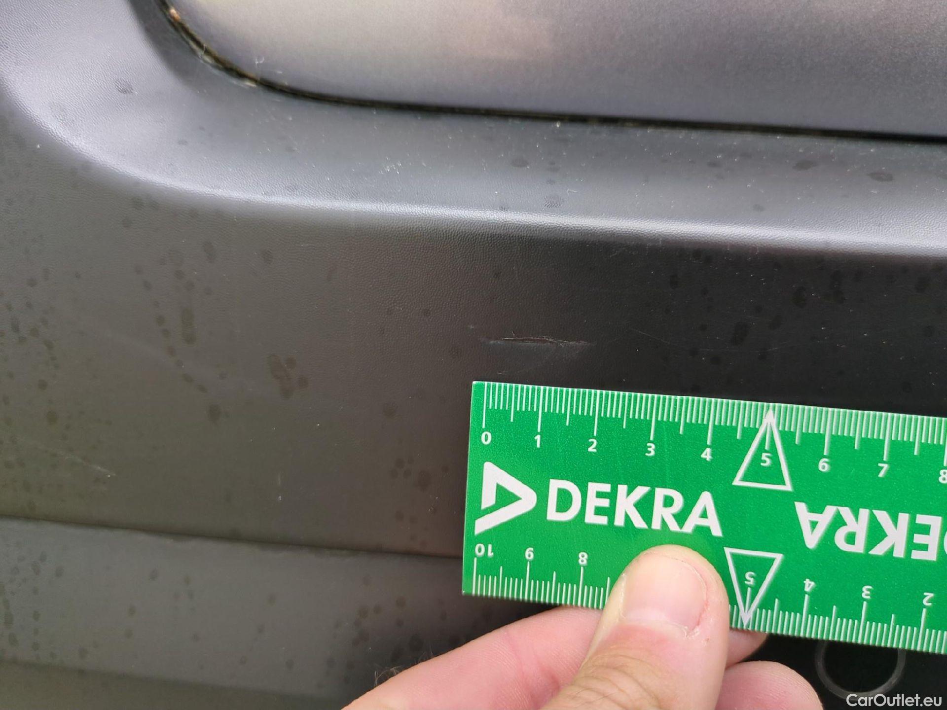  Citroen  C3  Max 1.2 PureTech 80CV BVM5 6E #3