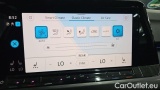 Volkswagen  Golf  2.0 TDI SCR DSG Style Variant #14