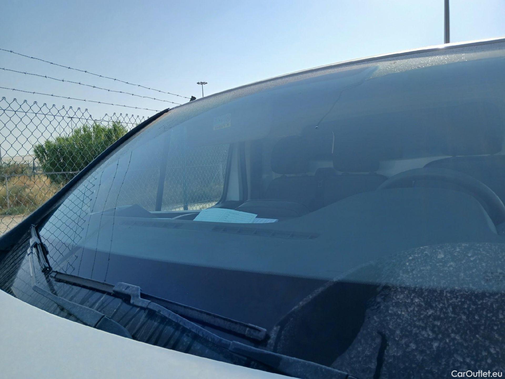  Opel  Vivaro OPEL  / 2014 / 4P / furgón 1.6CDTI 88kW (120CV) Expressio L1H1 2.9t #38