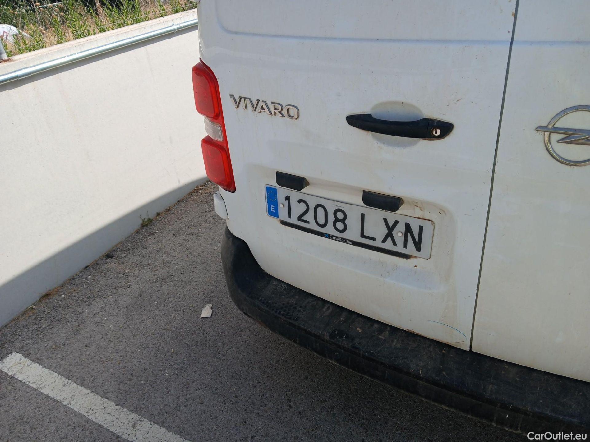  Opel  Vivaro OPEL  / 2019 / 4P / furgón 1.5 Diésel 74kW (100CV) M Std Express (AC) #40