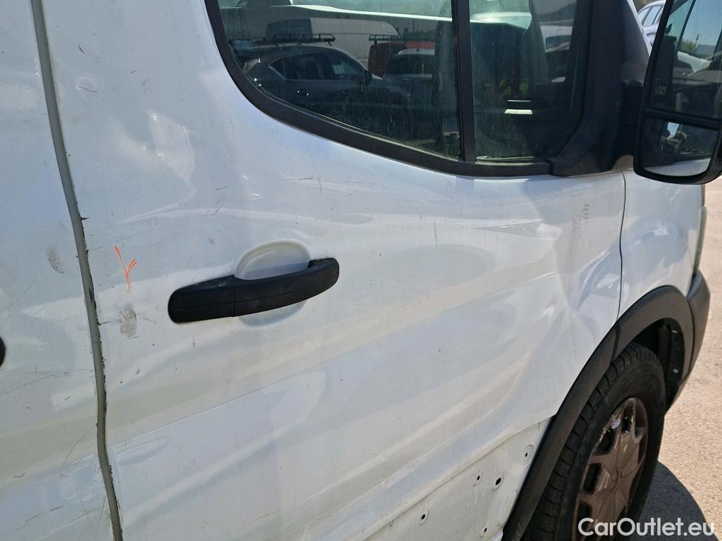  Ford  Transit FORD  / 2013 / 4P / furgón 350 96kW L3H2 Van Trend FWD MHEV #31