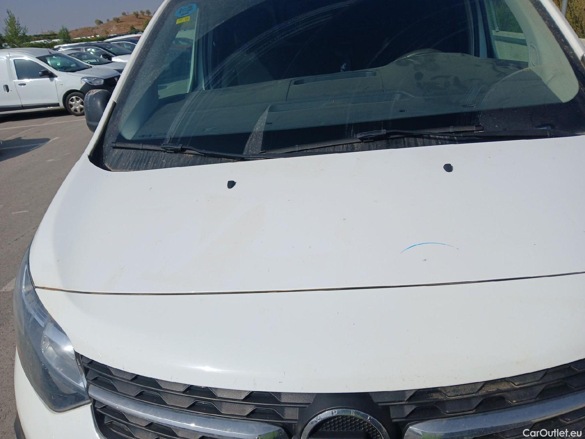  Opel  Vivaro OPEL  / 2019 / 4P / furgón 1.5 Diésel 74kW (100CV) M Std Express (AC) #31