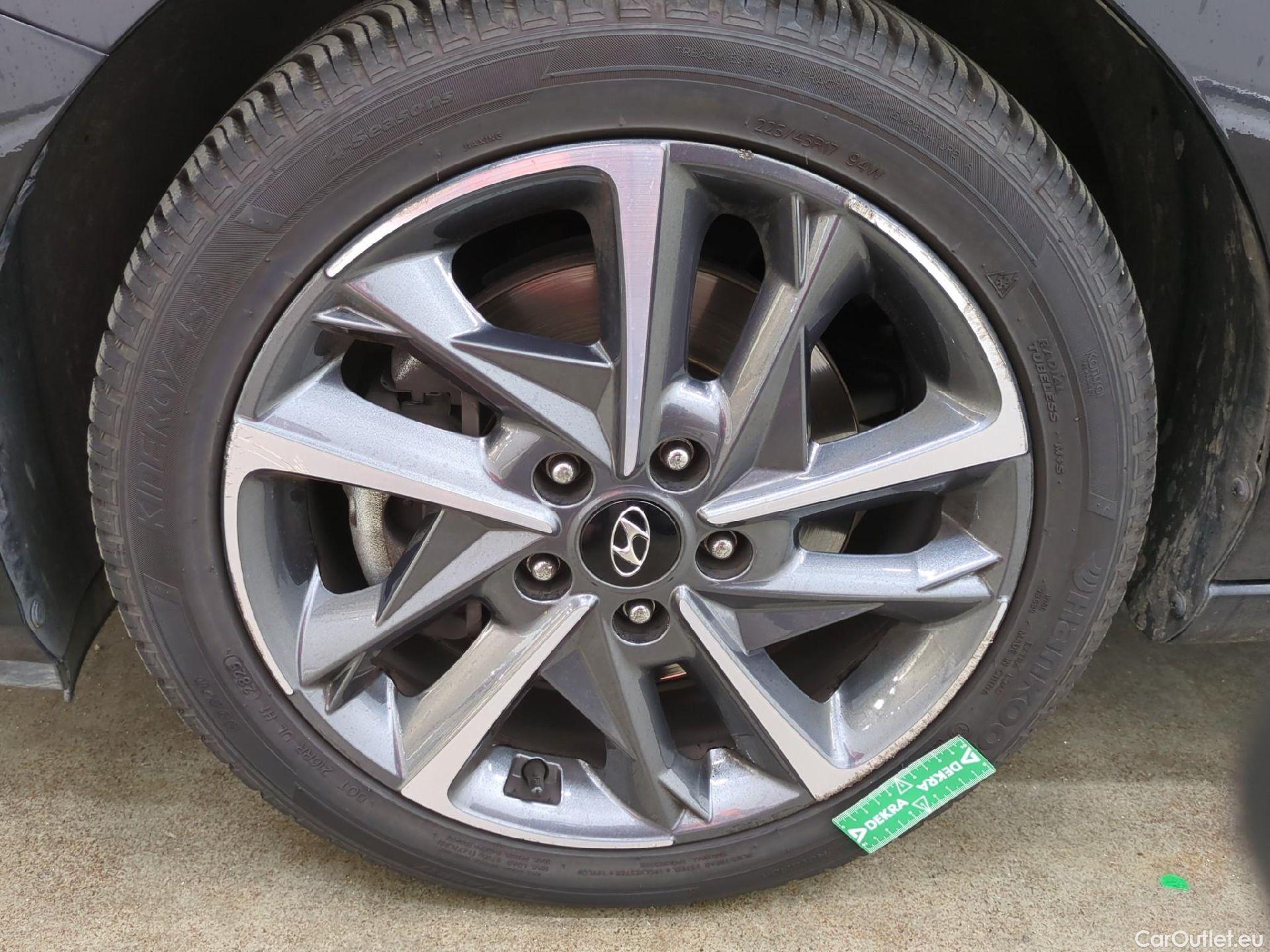  Hyundai  i30 HYUNDAI  / 2020 / 5P / Berline 1.0 T-GDI 120 DCT-7 MHEV CREATIVE #14