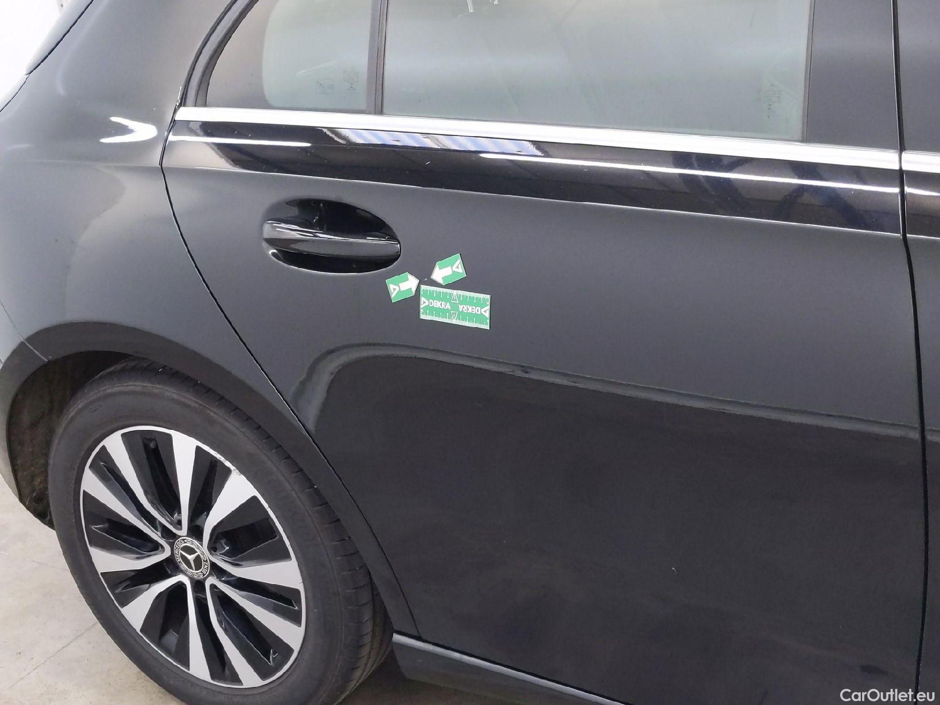  Mercedes  A-Klasse MERCEDES-BENZ Classe A Compact / 2018 / 5P / Berline A 200 d Business Line 8G-DCT #27