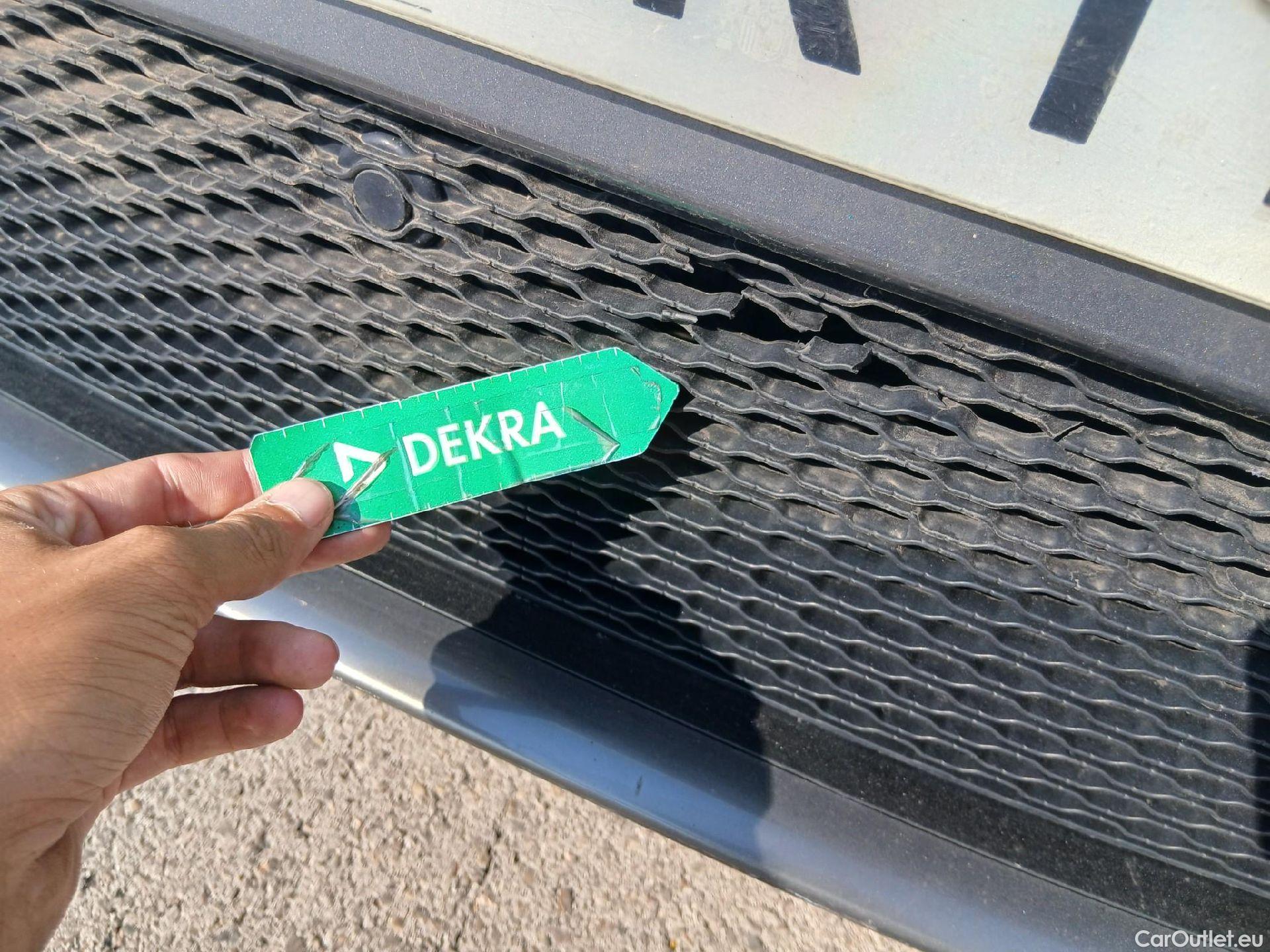  Land Rover  Range Rover LAND ROVER  Velar / 2017 / 5P / todoterreno 2.0 D180 132kW R-Dynamic S 4WD Auto #10