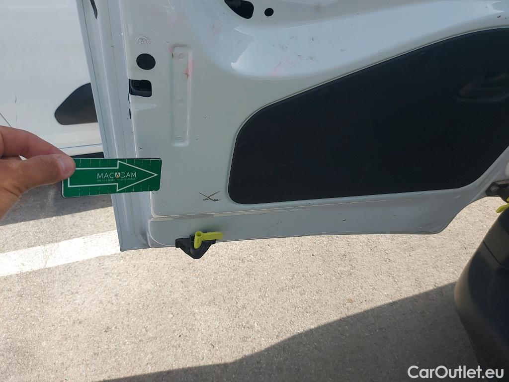  Citroen  Berlingo CITROEN  / 2018 / 3P / furgón derivado de turismo Talla M BlueHDi 100 CONTROL #30