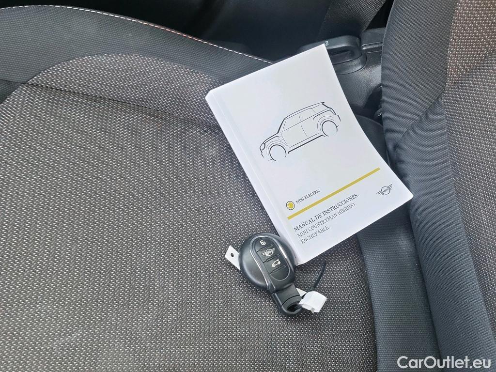 Mini  Countryman MINI  / 2020 / 5P / berlina con portón Cooper S E ALL4 #2