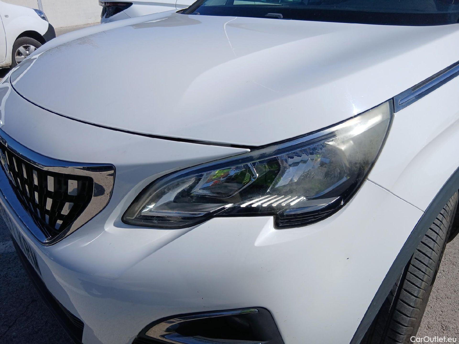  Peugeot  3008 PEUGEOT  / 2016 / 5P / todoterreno 1.2 PURETECH 96KW (130CV) ACTIVE S&S #8