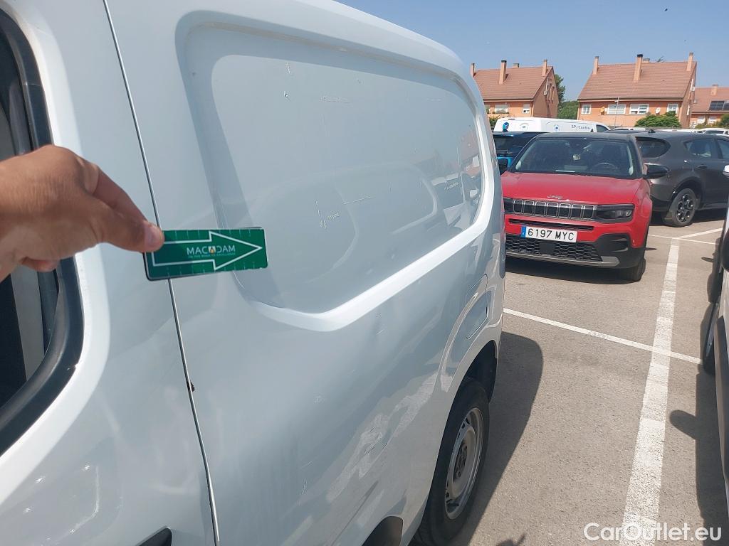  Citroen  Berlingo CITROEN  / 2018 / 3P / furgón derivado de turismo Talla M BlueHDi 100 CONTROL #3