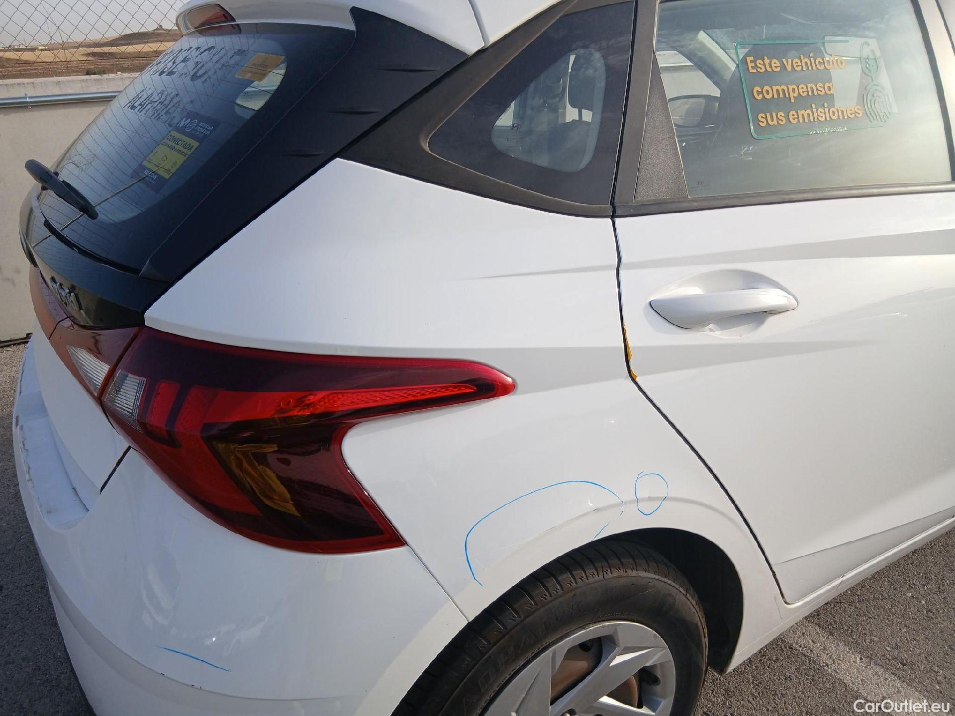  Hyundai  i20 HYUNDAI  / 2020 / 5P / berlina con portón 1.0 TGDI 74kW (100CV) 48V Essence #26