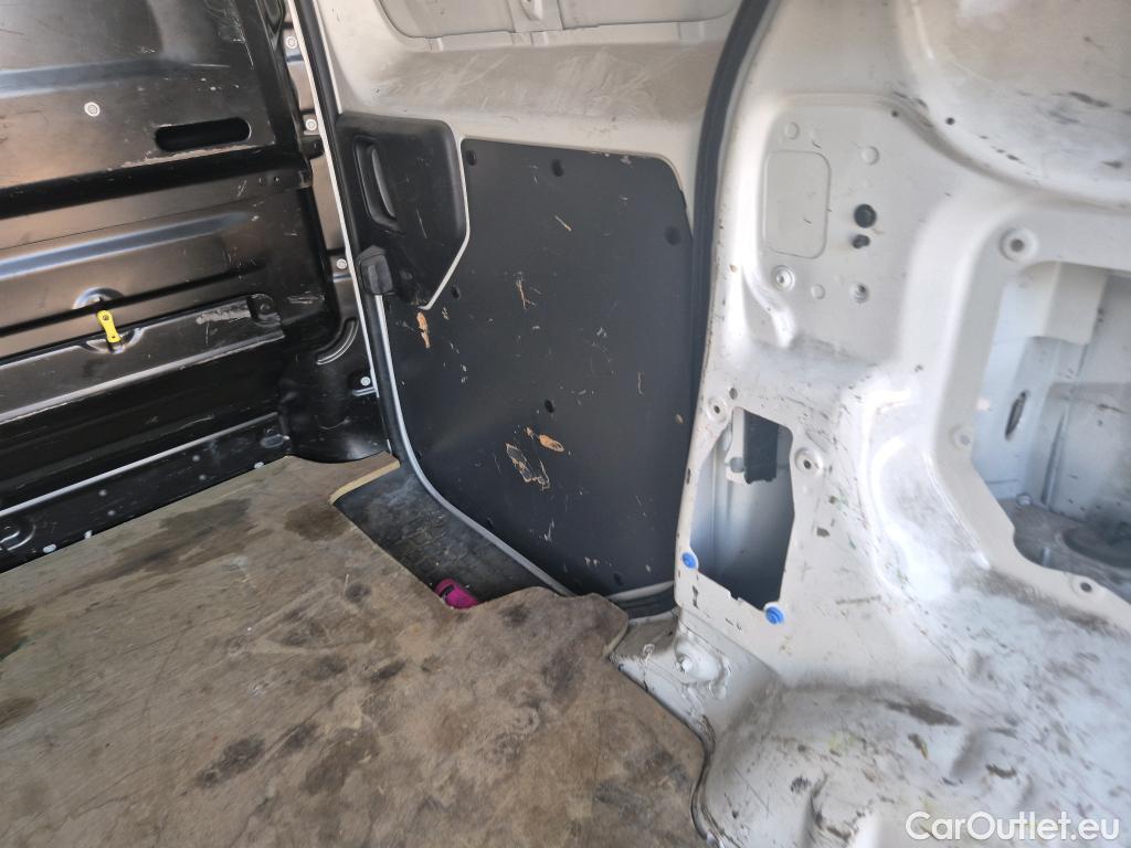  Citroen  Jumpy CITROEN  / 2016 / 4P / furgón Talla XS BlueHDi 120 S&S 6v Club #22