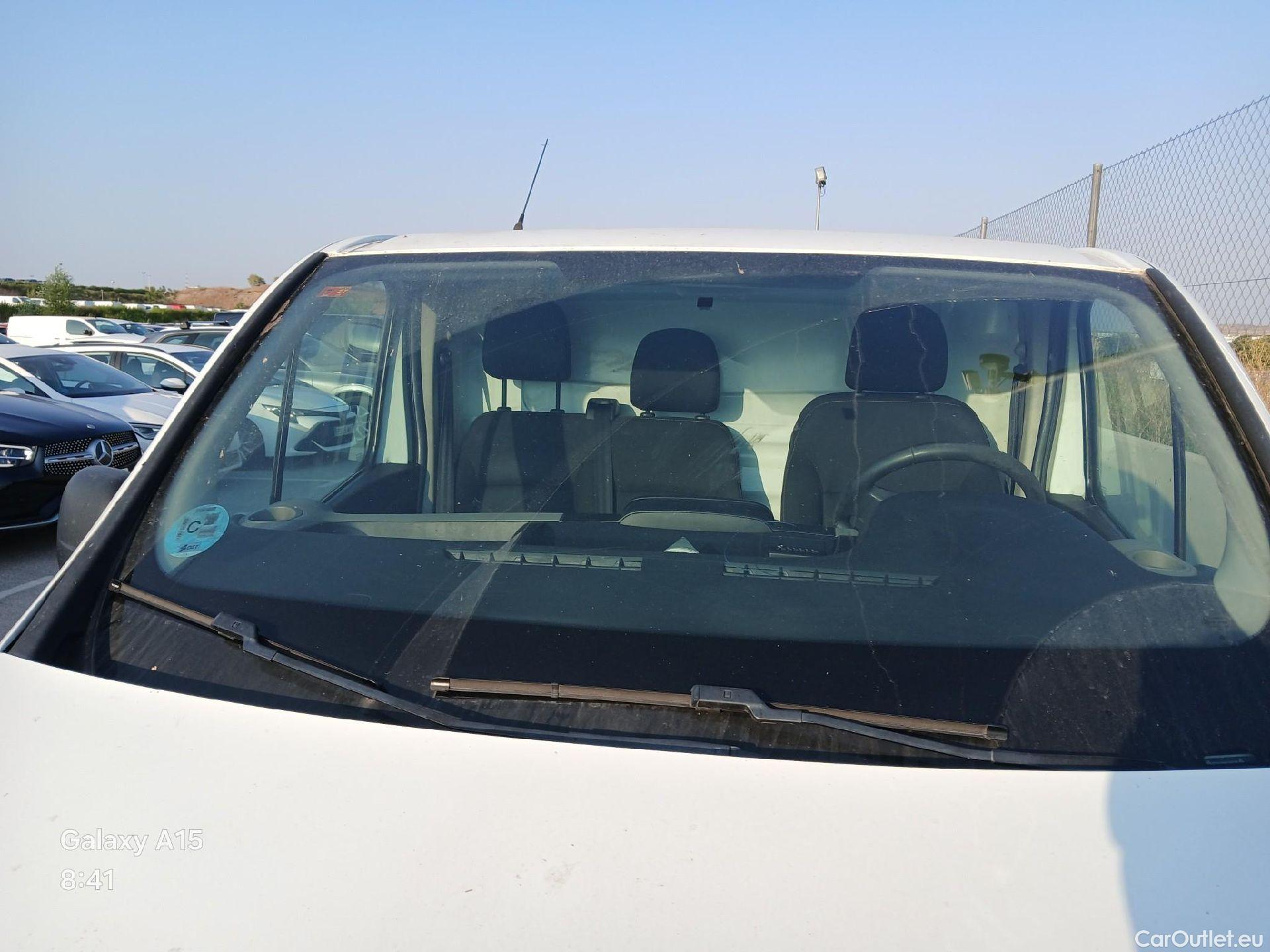  Renault  Trafic RENAULT  / 2014 / 4P / furgón Furgón 27 L1H1 dCi 88kW (120CV) #39