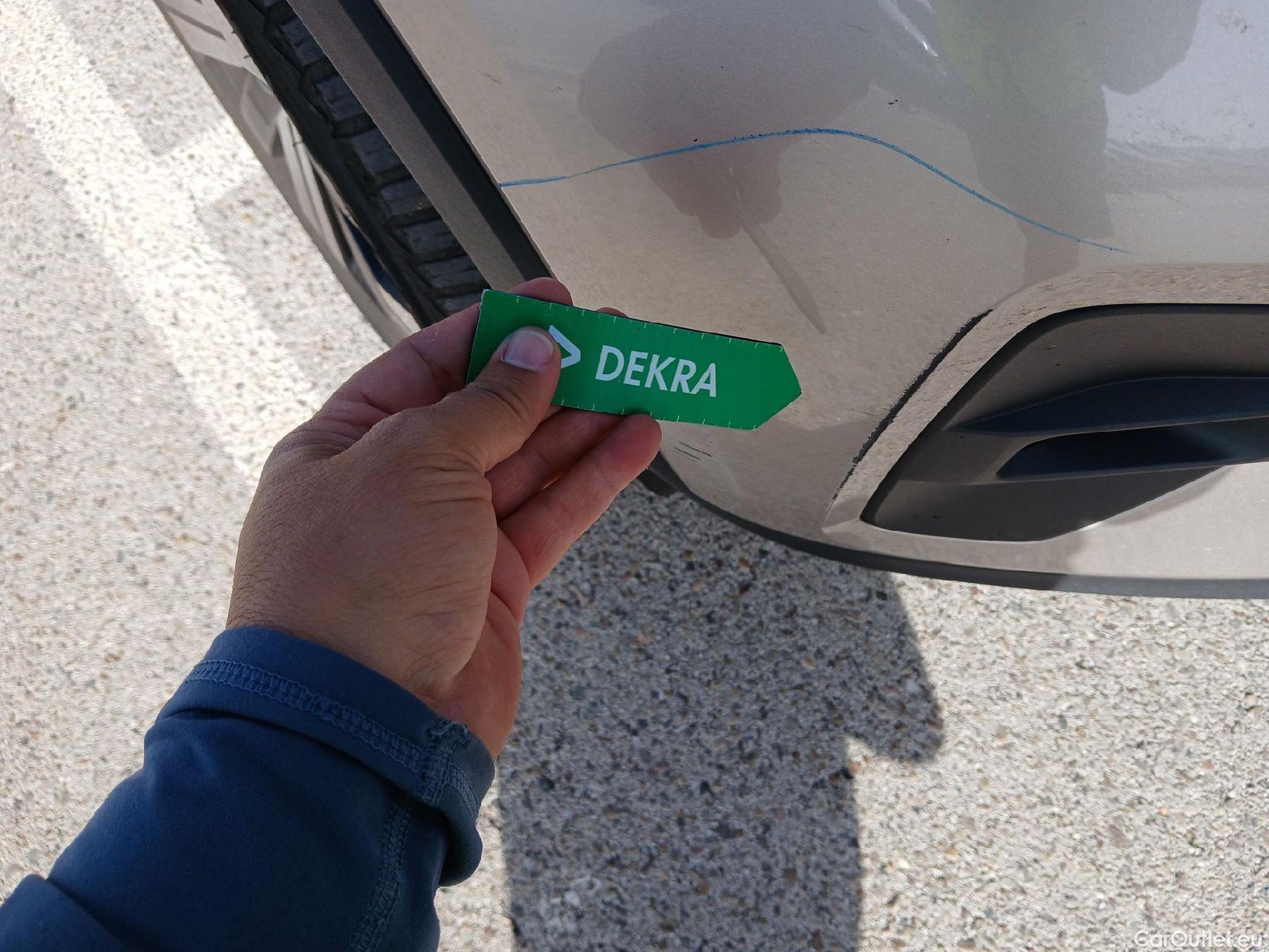  Volvo  XC 40 VOLVO XC40 / 2021 / 5P / todoterreno 1.5 T5 Recharge PHEV Plus Bright Auto #2