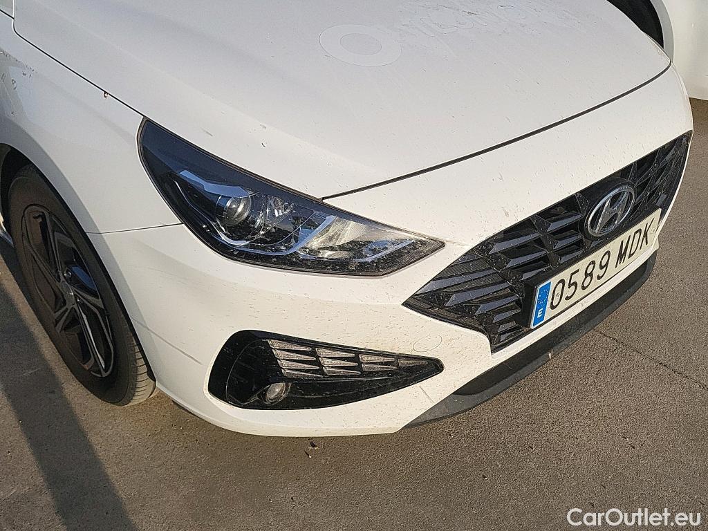  Hyundai  i30 HYUNDAI  / 2020 / 5P / berlina con portón 1.0 TGDI 48V Klass #9