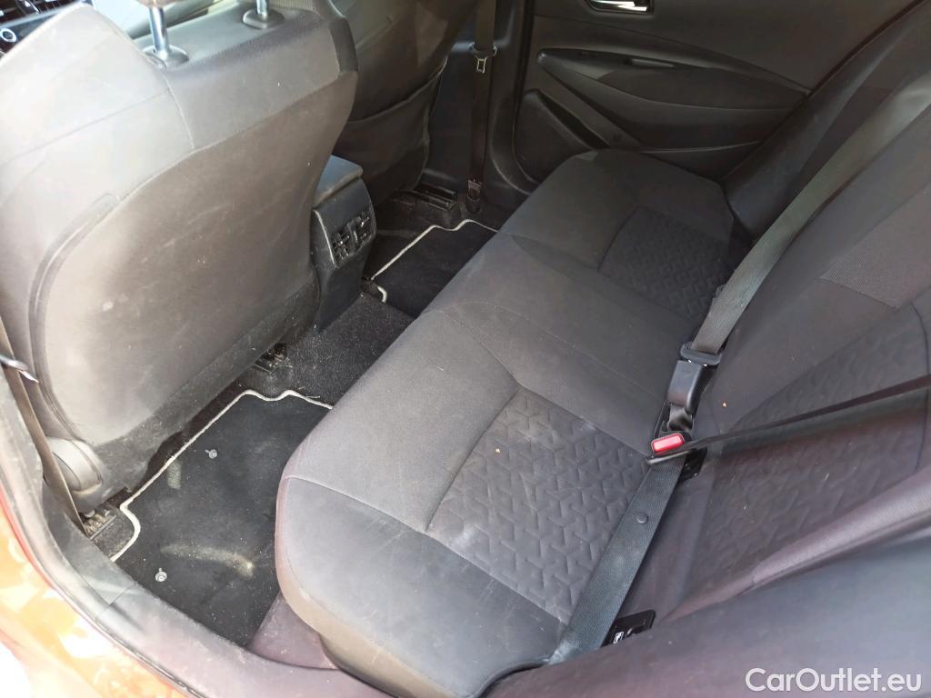  Toyota  Corolla TOYOTA  / 2019 / 5P / familiar 1.8 125H ACTIVE TECH E-CVT TOU SPORT #18