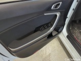  KIA  Cee'd KIA  SW 1.5 T-GDI 160KM 6MT M 5d #24