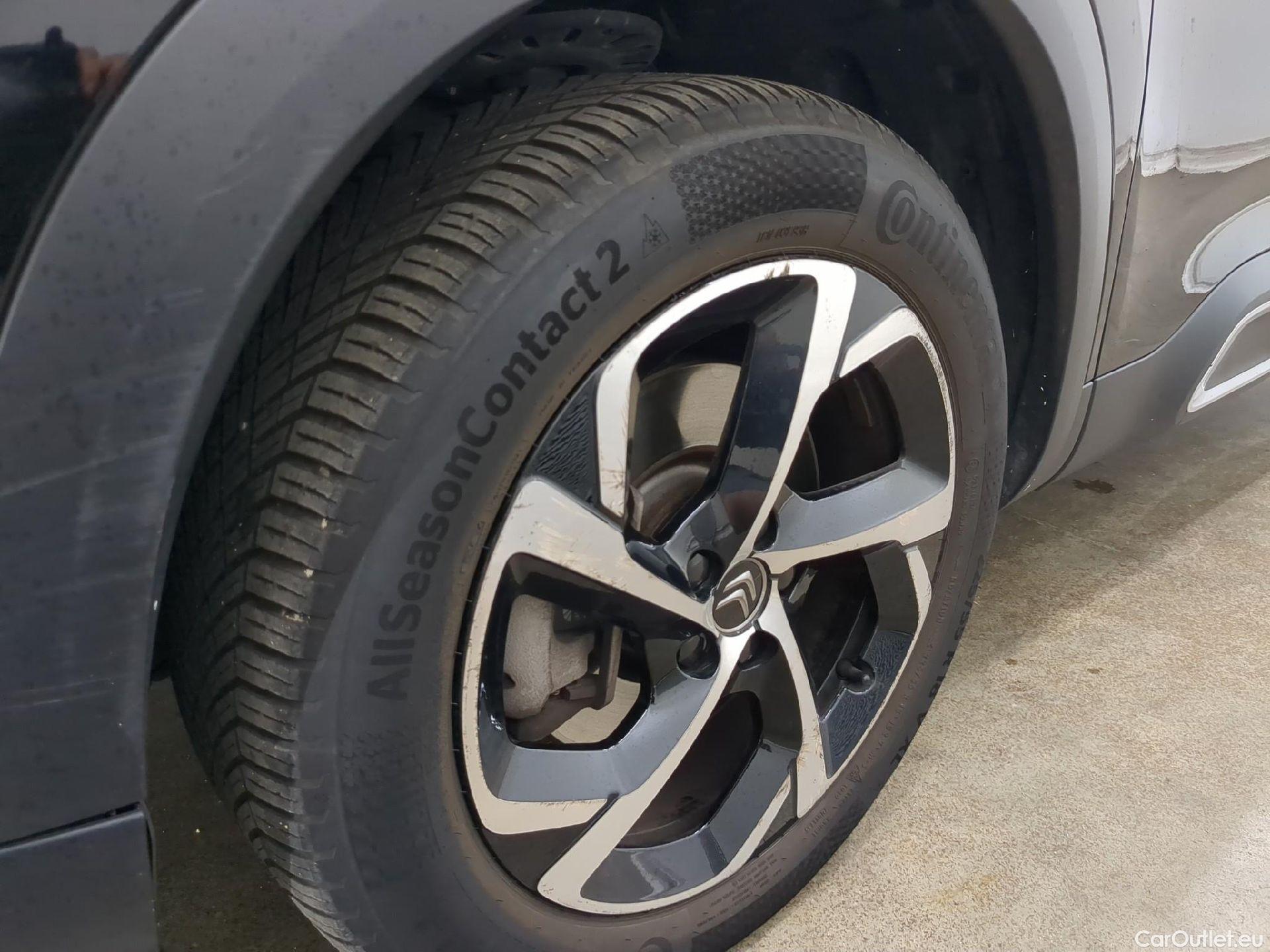  Citroen  C5 Aircross CITROEN  / 2018 / 5P / SUV Hybrid 225 ë-EAT8 Shine #3