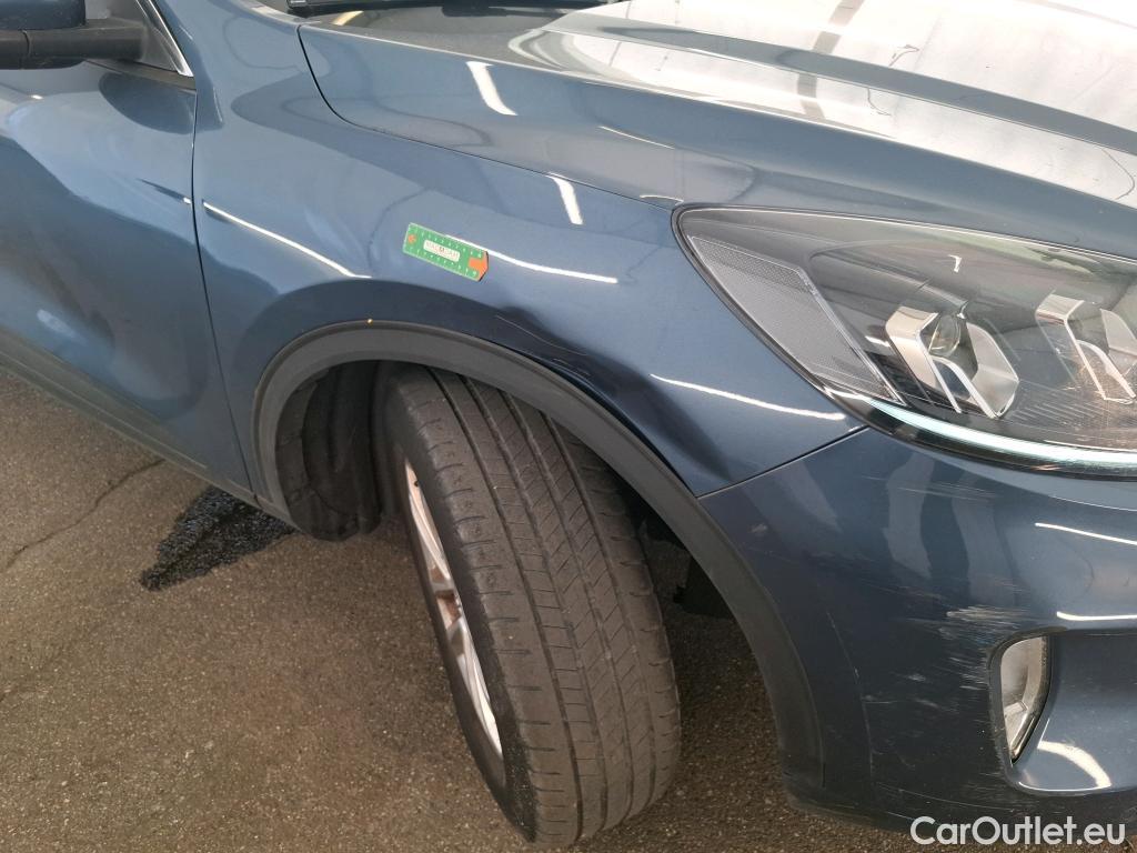  Ford  Kuga FORD  / 2019 / 5P / SUV 2.5 190 hybrid Flexifuel Pshift Titanium #83